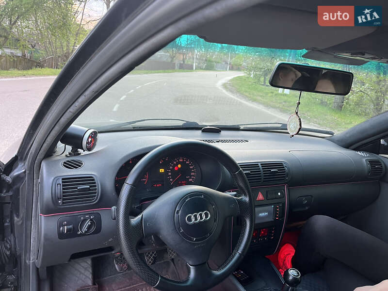 Хэтчбек Audi A3 1998 в Киеве