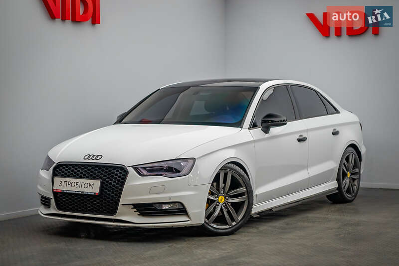Седан Audi A3 2015 в 