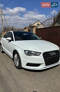 Седан Audi A3 2016 в Запорожье