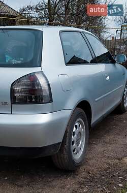 Хетчбек Audi A3 2002 в 