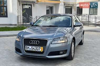 Хетчбек Audi A3 2009 в 