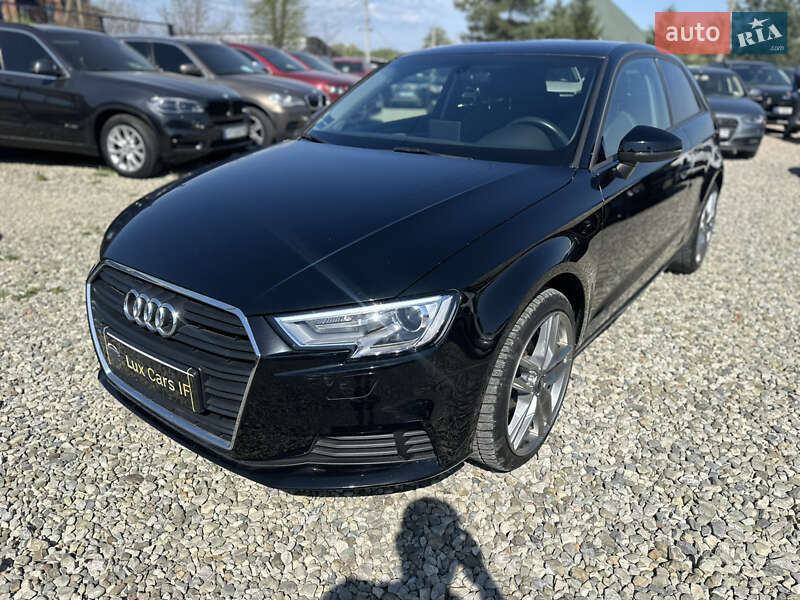 Хетчбек Audi A3 2017 в Івано-Франківську