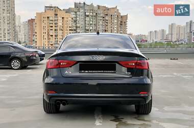 Седан Audi A3 2016 в 