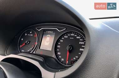 Седан Audi A3 2016 в 