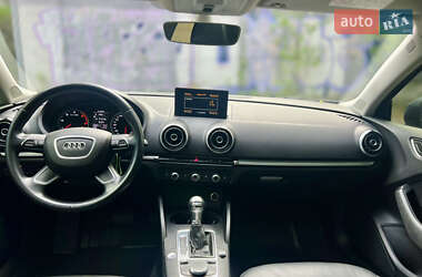 Седан Audi A3 2016 в 