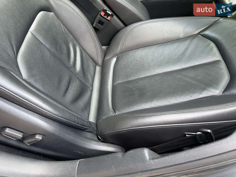 Седан Audi A3 2016 в Киеве