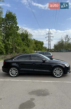 Седан Audi A3 2015 в 