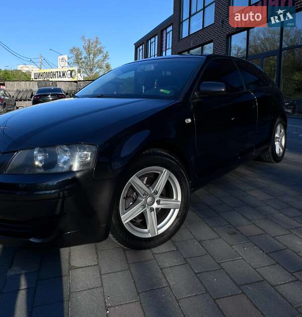 Хэтчбек Audi A3 2004 в Тернополе