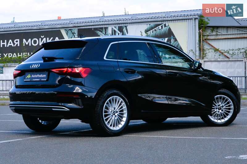 Хэтчбек Audi A3 2021 в Киеве фото 14 Хэтчбек Audi A3 2021 в Киеве