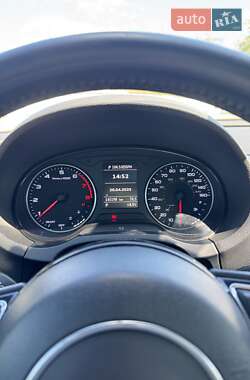 Седан Audi A3 2016 в 