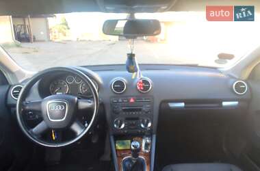 Хетчбек Audi A3 2005 в 