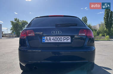 Хэтчбек Audi A3 2006 в 