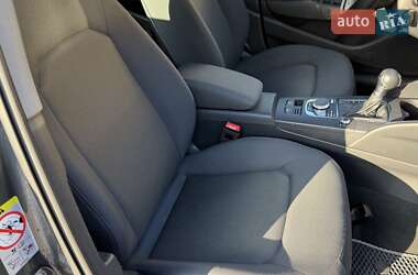 Хэтчбек Audi A3 2019 в 