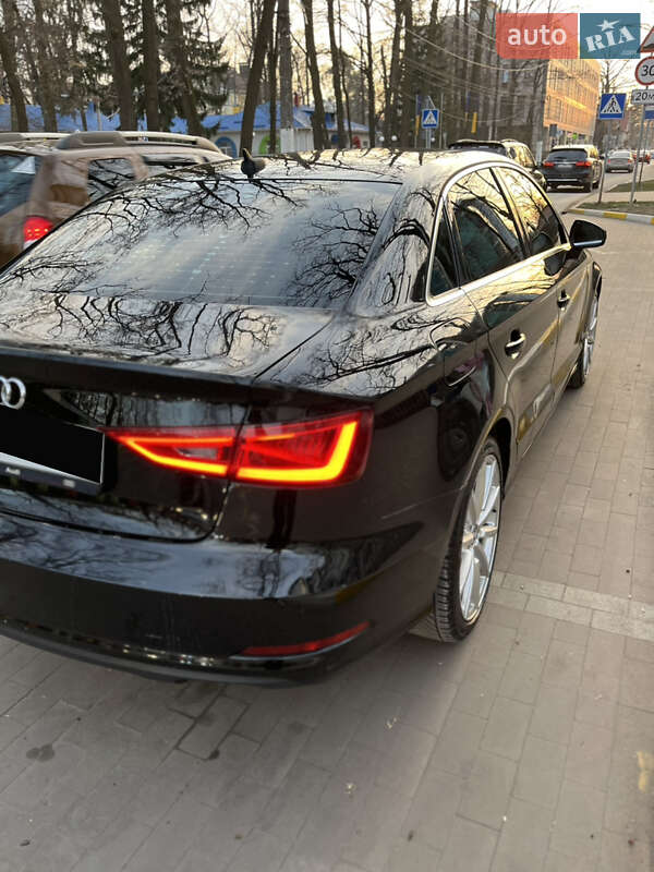 Седан Audi A3 2014 в Ирпене