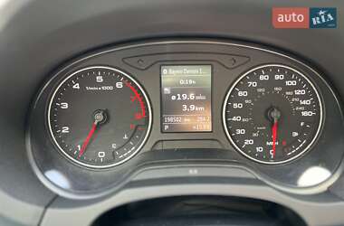 Седан Audi A3 2014 в 