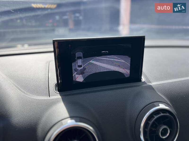 Седан Audi A3 2014 в Киеве