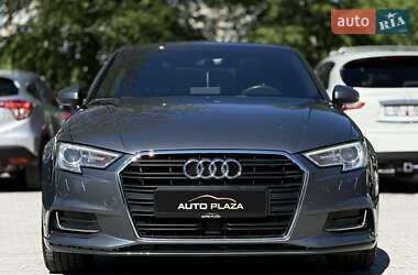 Седан Audi A3 2019 в 