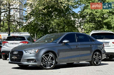 Седан Audi A3 2019 в 