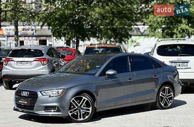Седан Audi A3 2019 в 