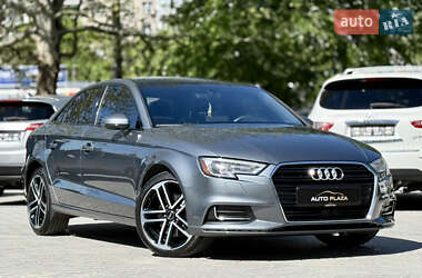 Седан Audi A3 2019 в 