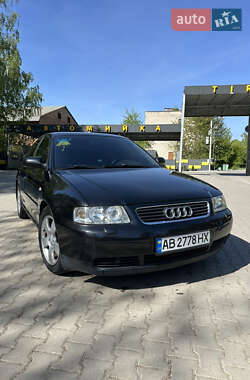 Хетчбек Audi A3 2001 в 