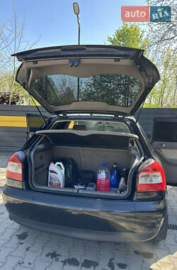 Хетчбек Audi A3 2001 в 