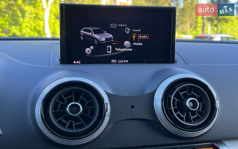 Хэтчбек Audi A3 2016 в Львове