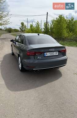 Седан Audi A3 2019 в 