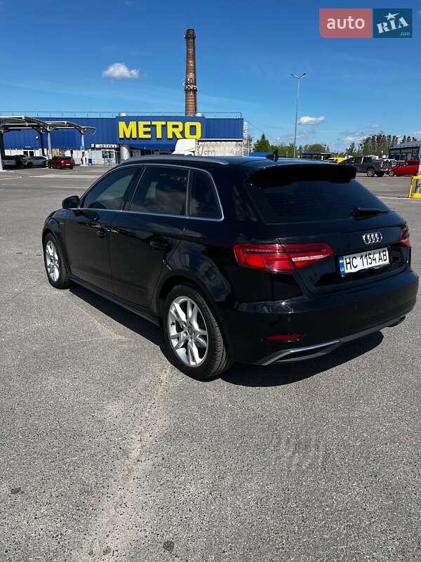 Хетчбек Audi A3 2018 в Львові