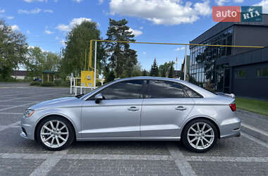 Седан Audi A3 2015 в 