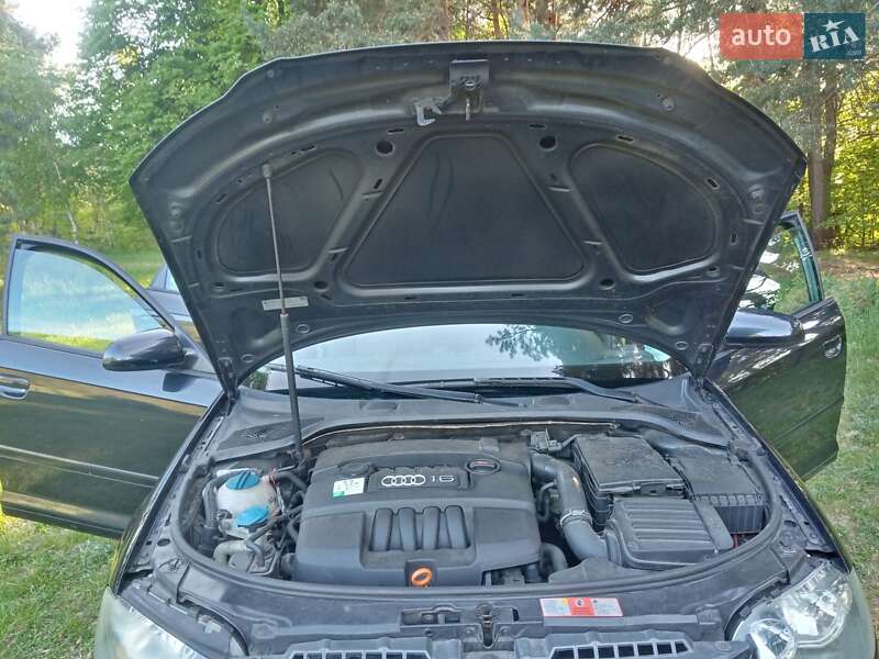 Хэтчбек Audi A3 2005 в Жовкве