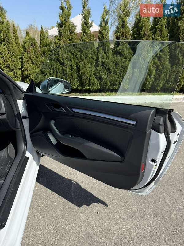 Кабріолет Audi A3 2015 в Києві