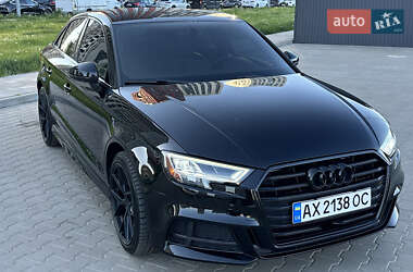 Седан Audi A3 2016 в 