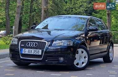Хэтчбек Audi A3 2005 в 