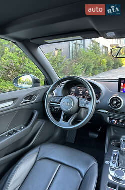 Кабриолет Audi A3 2018 в 