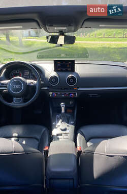 Седан Audi A3 2015 в 