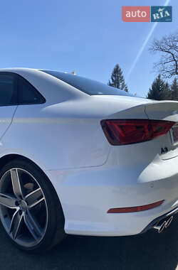 Седан Audi A3 2015 в 