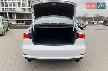 Седан Audi A3 2014 в 