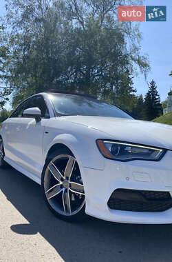 Седан Audi A3 2015 в 