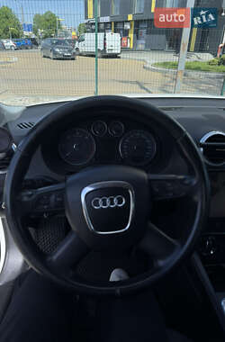 Хетчбек Audi A3 2011 в 