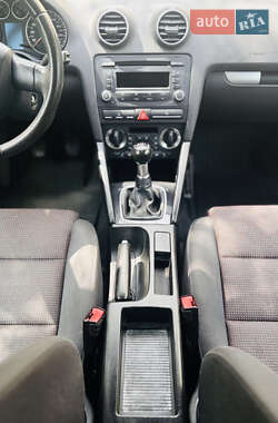 Хэтчбек Audi A3 2007 в 