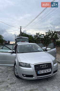 Хэтчбек Audi A3 2007 в 