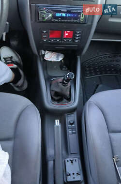 Хетчбек Audi A3 1999 в 