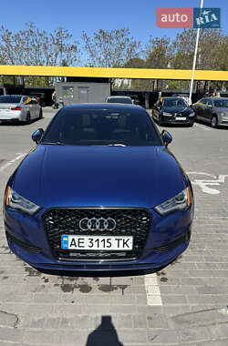 Седан Audi A3 2015 в Дніпрі