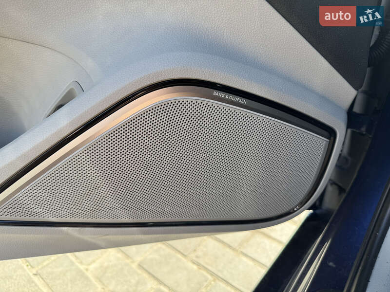 Седан Audi A3 2015 в Дніпрі