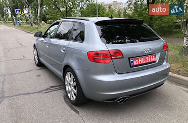 Хэтчбек Audi A3 2009 в 