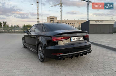 Седан Audi A3 2016 в 