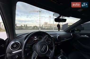 Седан Audi A3 2016 в 
