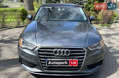 Седан Audi A3 2014 в 