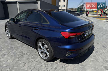 Седан Audi A3 2021 в 